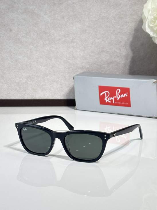 Picture of Ray-Ban Sunglasses _SKUfw77317916fw